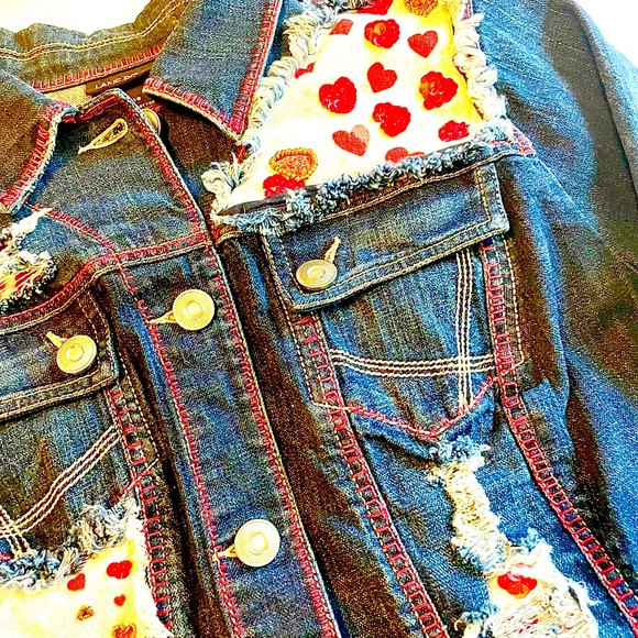 Upcycled distressed blue Jean jacket newly handmade patchwork hearts bike love - Picture 3 of 11